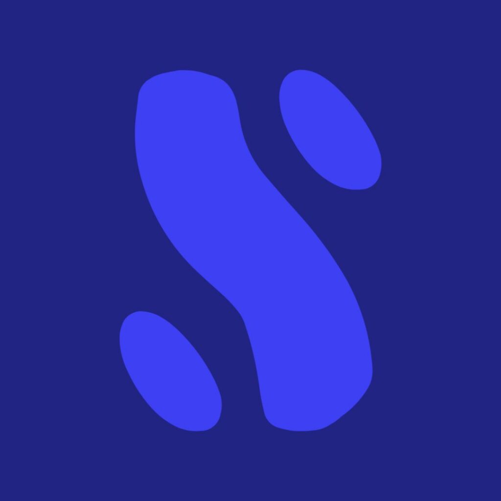 La Base accompagne le lancement de Socialea avec la création de son logotype, de son univers graphique, de ses supports de communication et de son site web.